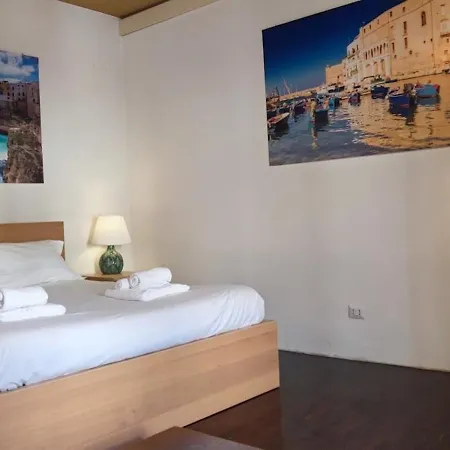 Liberty Futura Lägenhet Bari