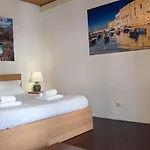 Liberty Futura Apartment Bari
